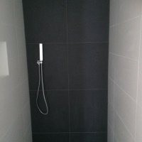 Toilet en badkamer